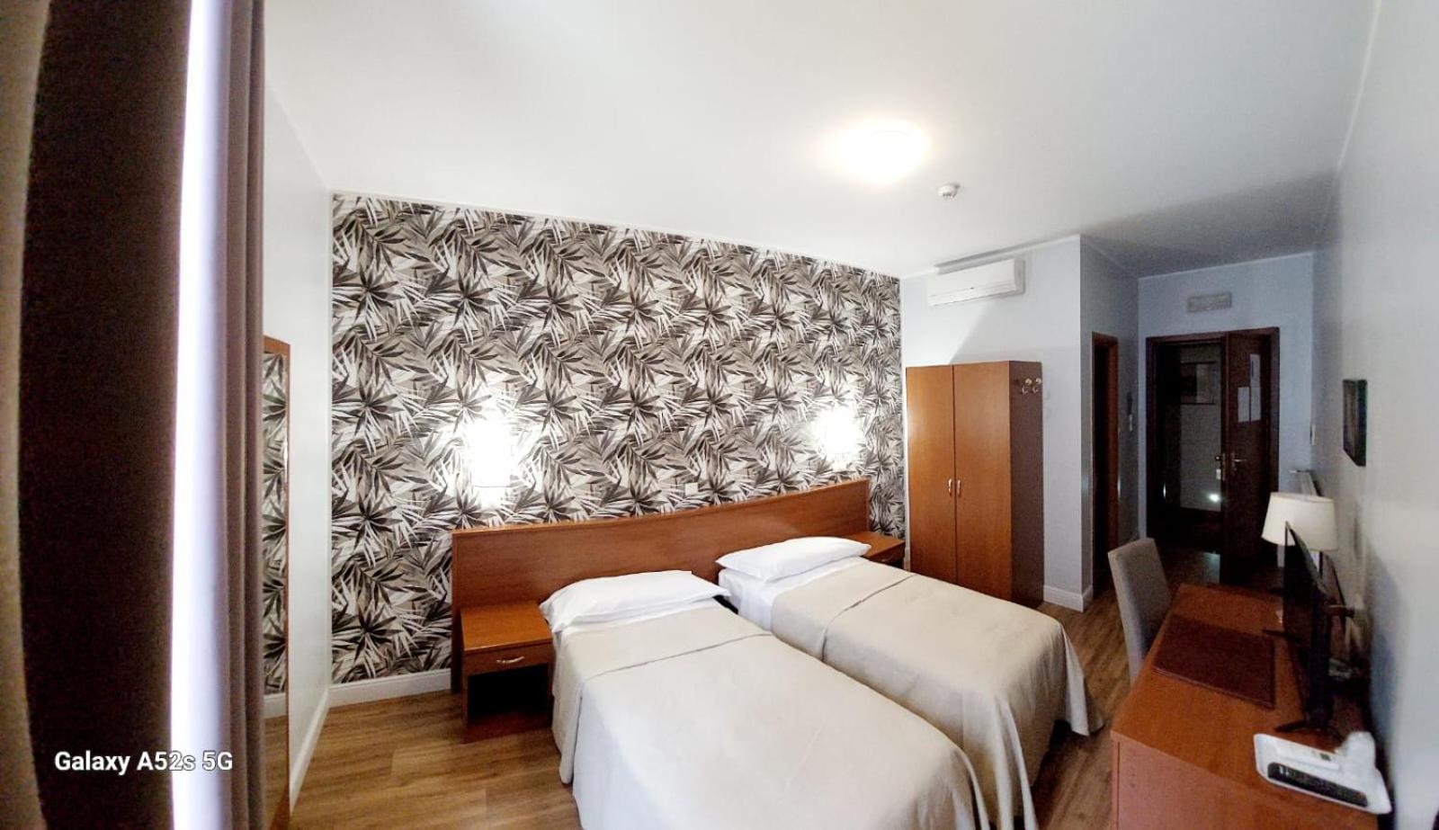 טורינו Hotel Alpi Resort מראה חיצוני תמונה